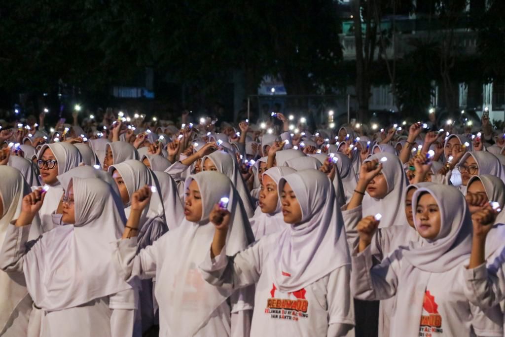 Ribuan Nyai, Ning, dan Santri di Jatim Deklarasi Dukung Prabowo: Istiqomah pada Kebaikan