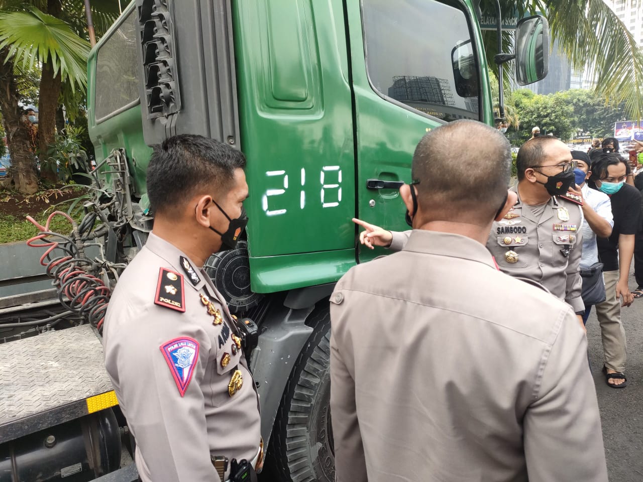 Bocah 12 Tahun Kemudikan Truk Tronton, Polisi : Gantiin Paman Yang Ngantuk