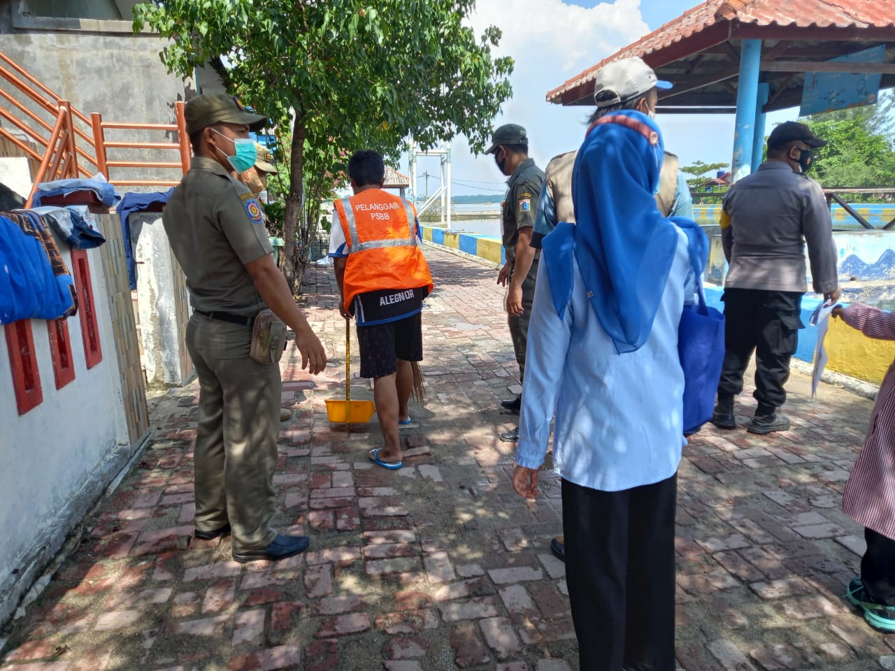 Tim Ops Yustisi Gabungan Polsek Kepulauan Seribu Utara Dapati Enam Pelanggar ProKes