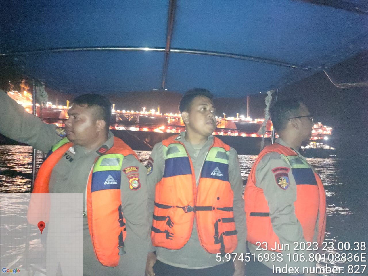 Patroli Malam Satuan Polair Polres Kepulauan Seribu Jaga Kamtibmas dan Himbau Keselamatan Berlayar di Perairan Pulau