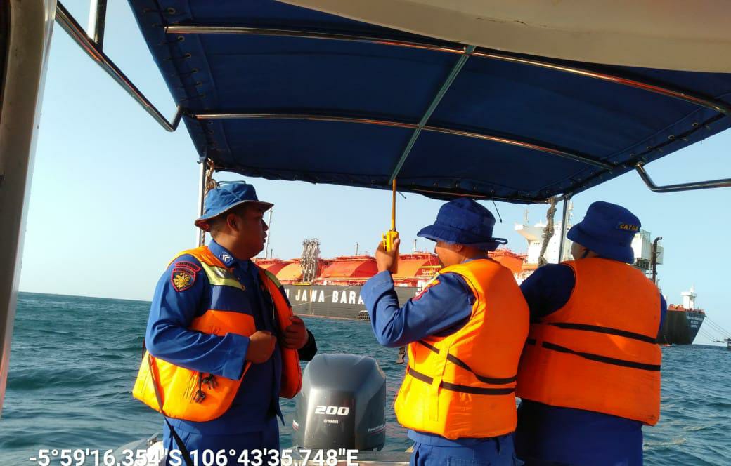 Polres Kepulauan Seribu Konsisten Melakukan Patroli Perairan untuk Keamanan Kepulauan Seribu