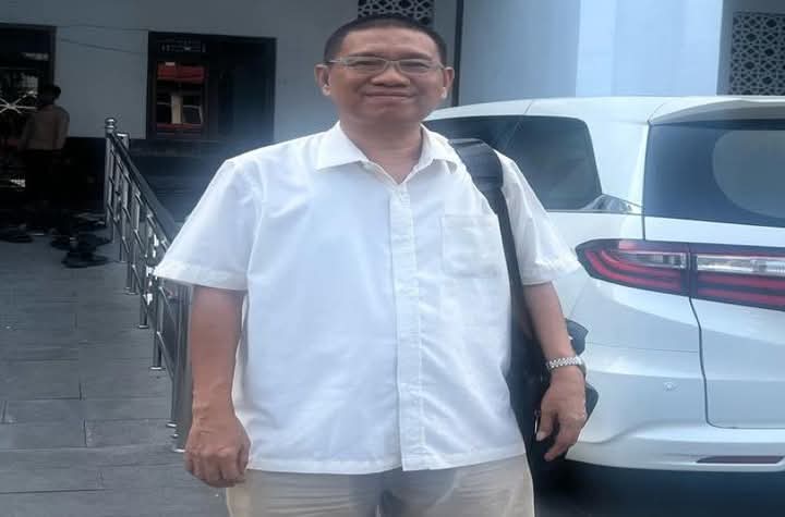 Keteladanan yang Tercoreng karena Mobil Nunggak Pajak: Bayangan Simbolik dan Etika di Balik Laporan Jokowi serta Potensi Masalah Baru