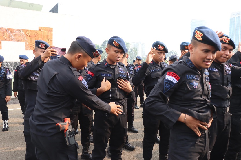 Polri Amankan Aksi Unjuk Rasa di DPR/MPR RI dan KPU RI, Tanpa Membawa Senjata Api