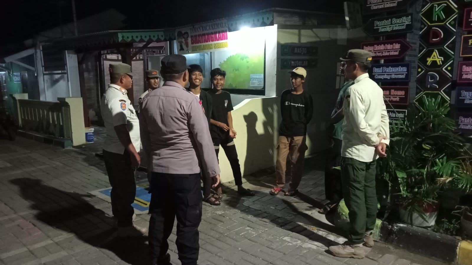 Patroli Ramadhan Polsek Kepulauan Seribu Selatan Sisir Daerah Rawan