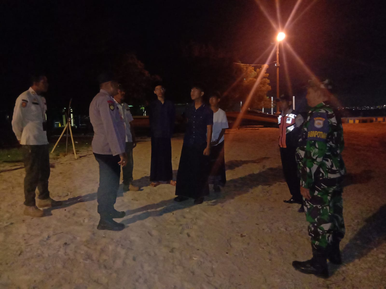 Patroli Ramadhan Polsek Kepulauan Seribu Selatan Di Pulau Lancang Cegah Kriminalitas