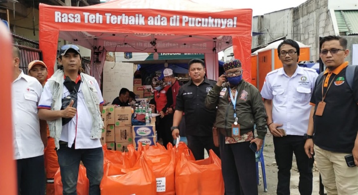 Buka Dapur Umum, PMI Jakarta Utara Pastikan Kebutuhan Pangan Korban Kebakaran di Papanggo Terpenuhi