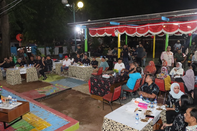 Ngopi Kamtibmas di Kebon Bawang, Kapolres Jakut: Perhatikan Tumbuh Kembang Anak!