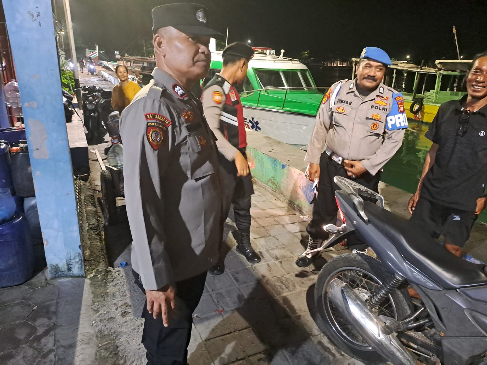 Polsek Kepulauan Seribu Utara Gelar Patroli Malam Perintis Presisi, Cegah Gangguan Kamtibmas