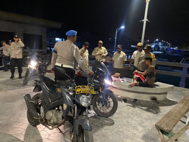 Patroli Malam Polri Presisi di Pulau Harapan: Kepolisian Kepulauan Seribu Utara Ajak Remaja untuk Menjaga Kamtibmas