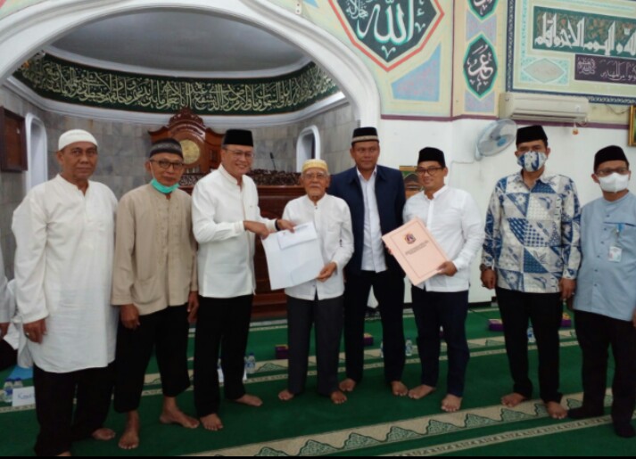 Masjid Baiturahim Angkasa Gelar Santunan Anak Yatim Dan Pemberian Modal Bantuan UMKM