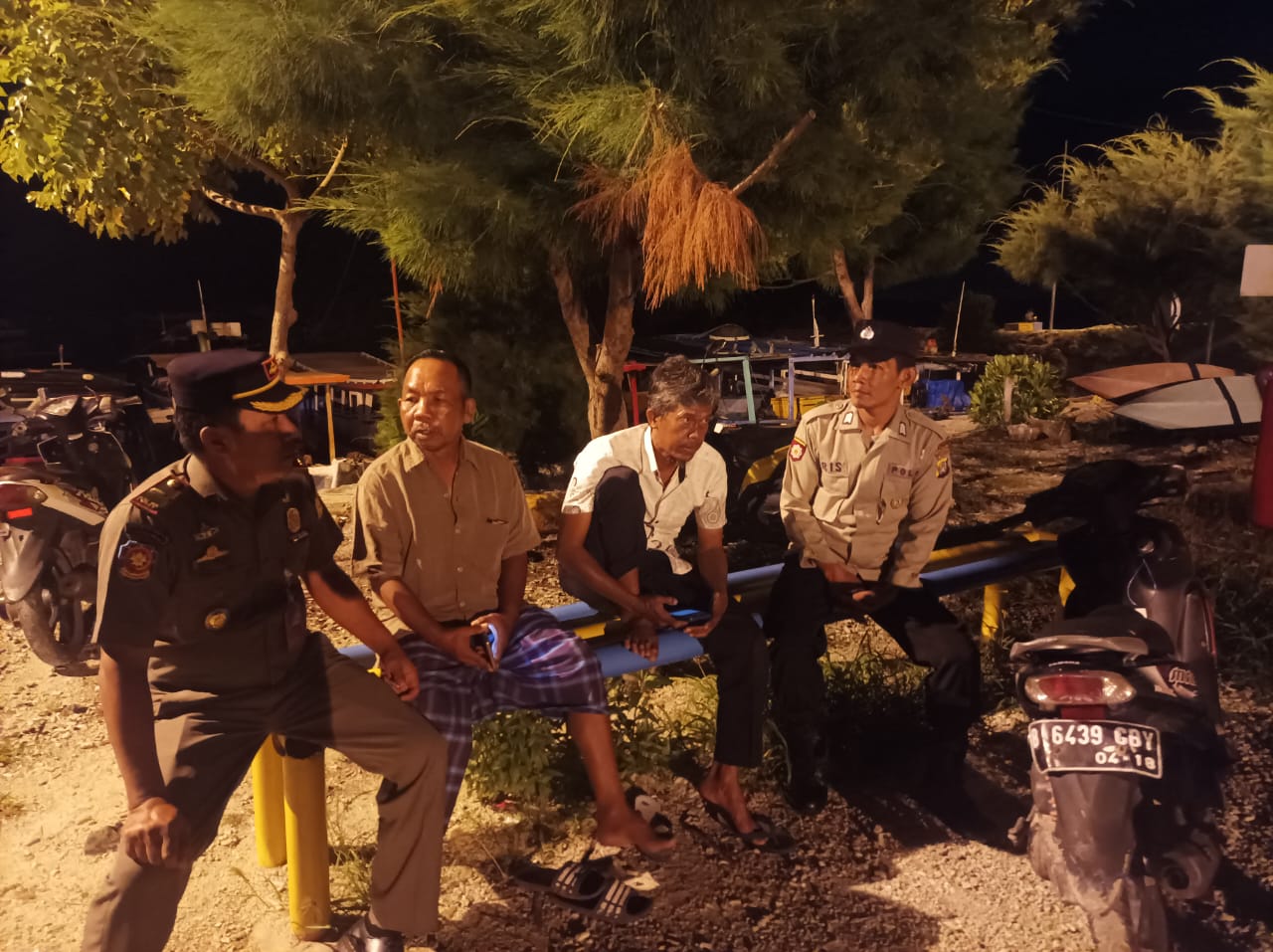 Polsek Kepulauan Seribu Gelar Patroli Malam di Pulau Lancang untuk Peningkatan Keamanan