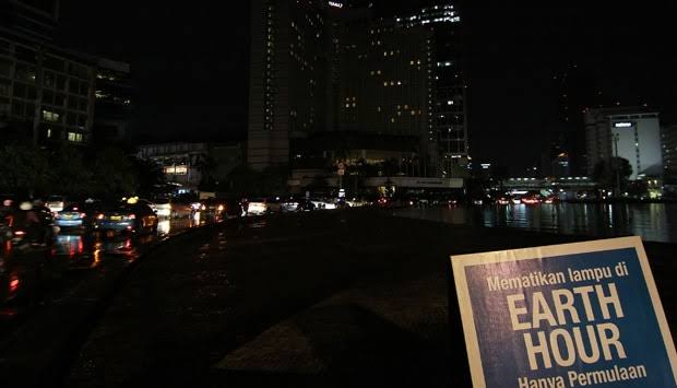 DKI Padamkan Lampu Peringati 'Earth Hour', Walhi : Kurang Efektif Kurangi Polusi