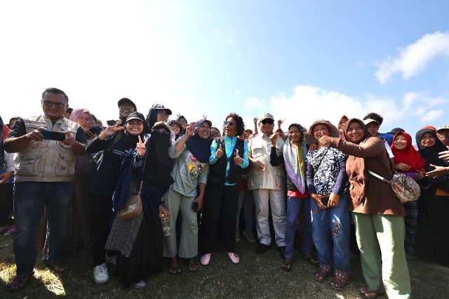Prabowo-Susi Pudjiastuti Kunjungi Nelayan di Pangandaran, Tegaskan Komitmen Kesejahteraan Nelayan