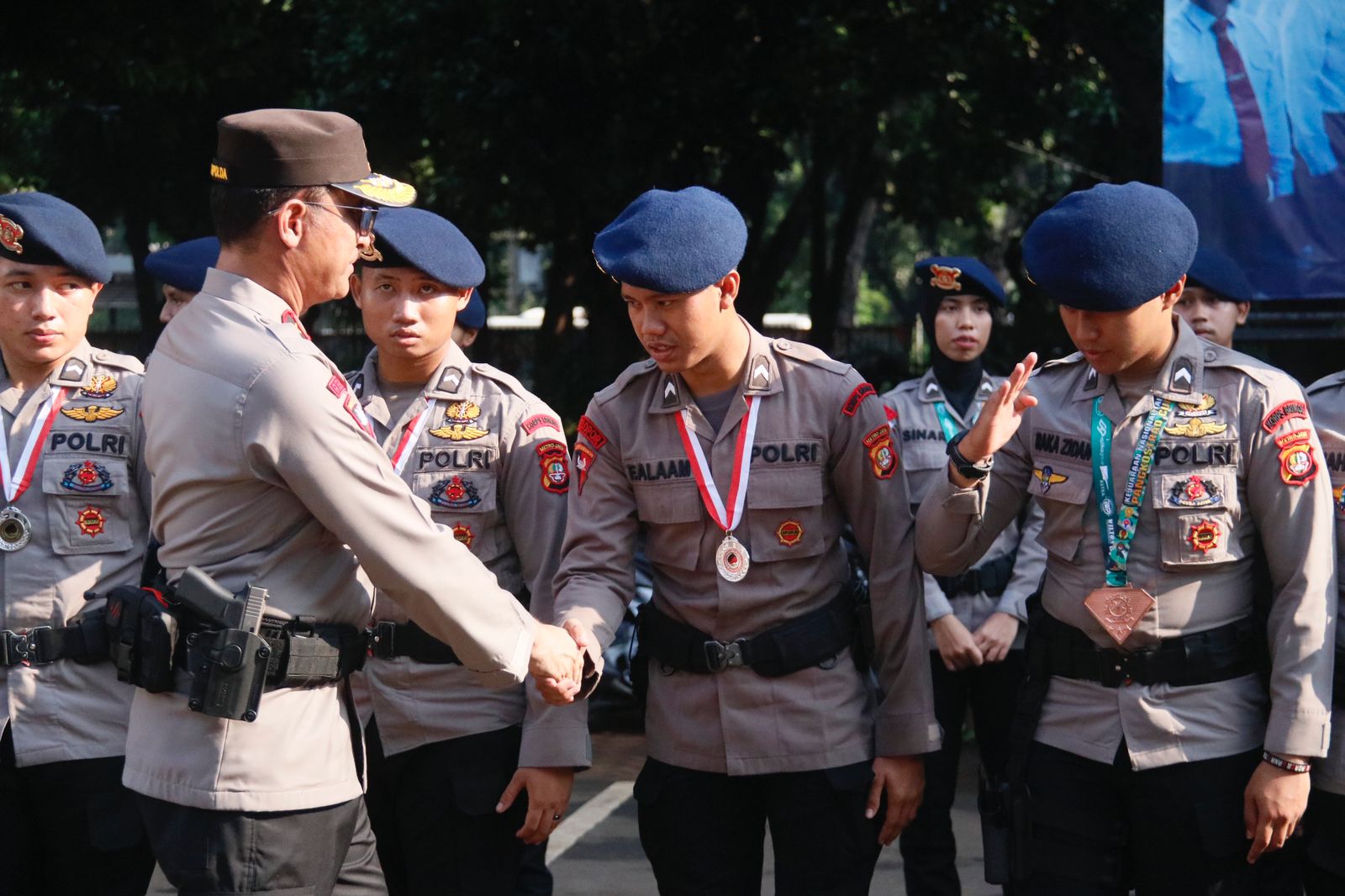 Berprestasi..!, Dua Puluh Lima Personel Sat Brimob Polda Metro Jaya Diberikan Penghargaan