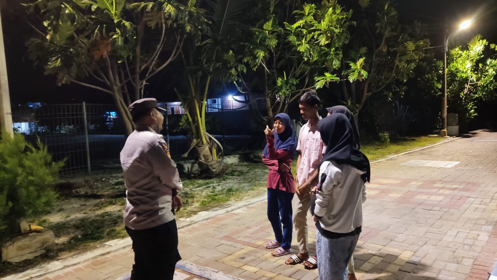 Antisipasi Tawuran Remaja Polsek Kepulauan Seribu Gelar Patroli Ramadhan