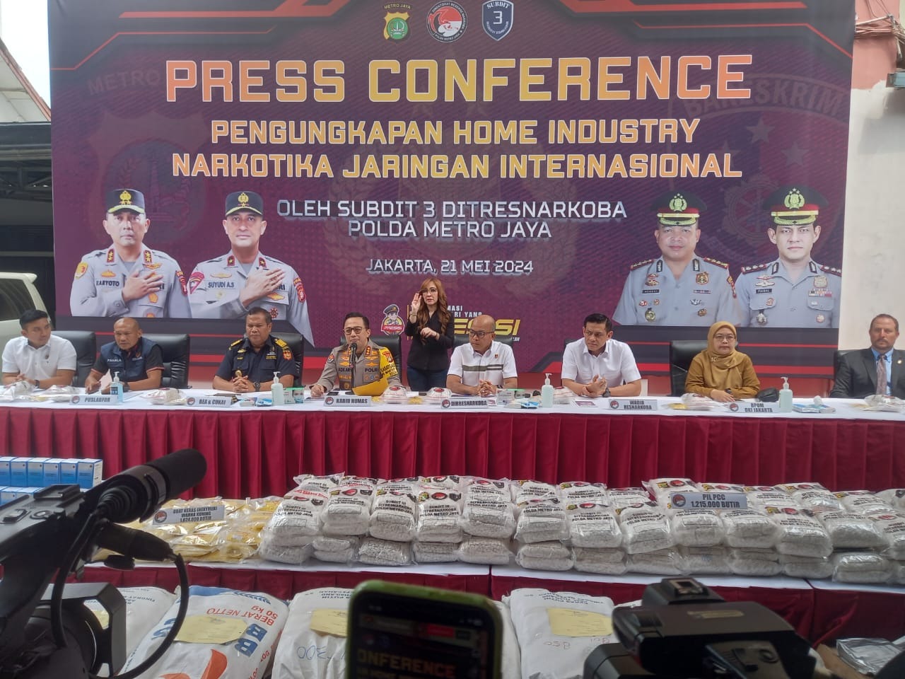 Polda Metro Jaya Berhasil Ungkap Home Industry Narkoba Jenis Tablet Pil PCC