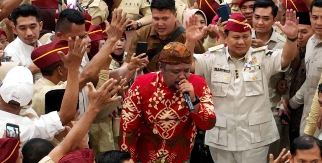 Pencipta ‘Ojo Dibandingke’ Nyanyi untuk Prabowo: Kok Dibanding-Bandingke Yo Mesti Menang