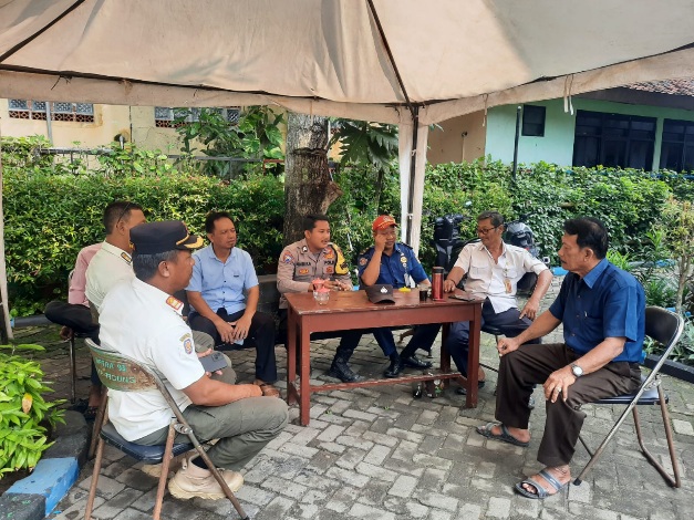 Bhabinkamtibmas Pulau Tidung Membangun Silaturahmi dan Kerja Sama untuk Peningkatan Kamtibmas