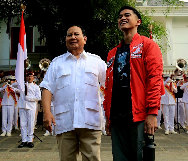 Kenakan Kaos Bergambar 'Prabowo' saat Kunjungan PSI ke Kertanegara, Kaesang: Saya kan Ngefans