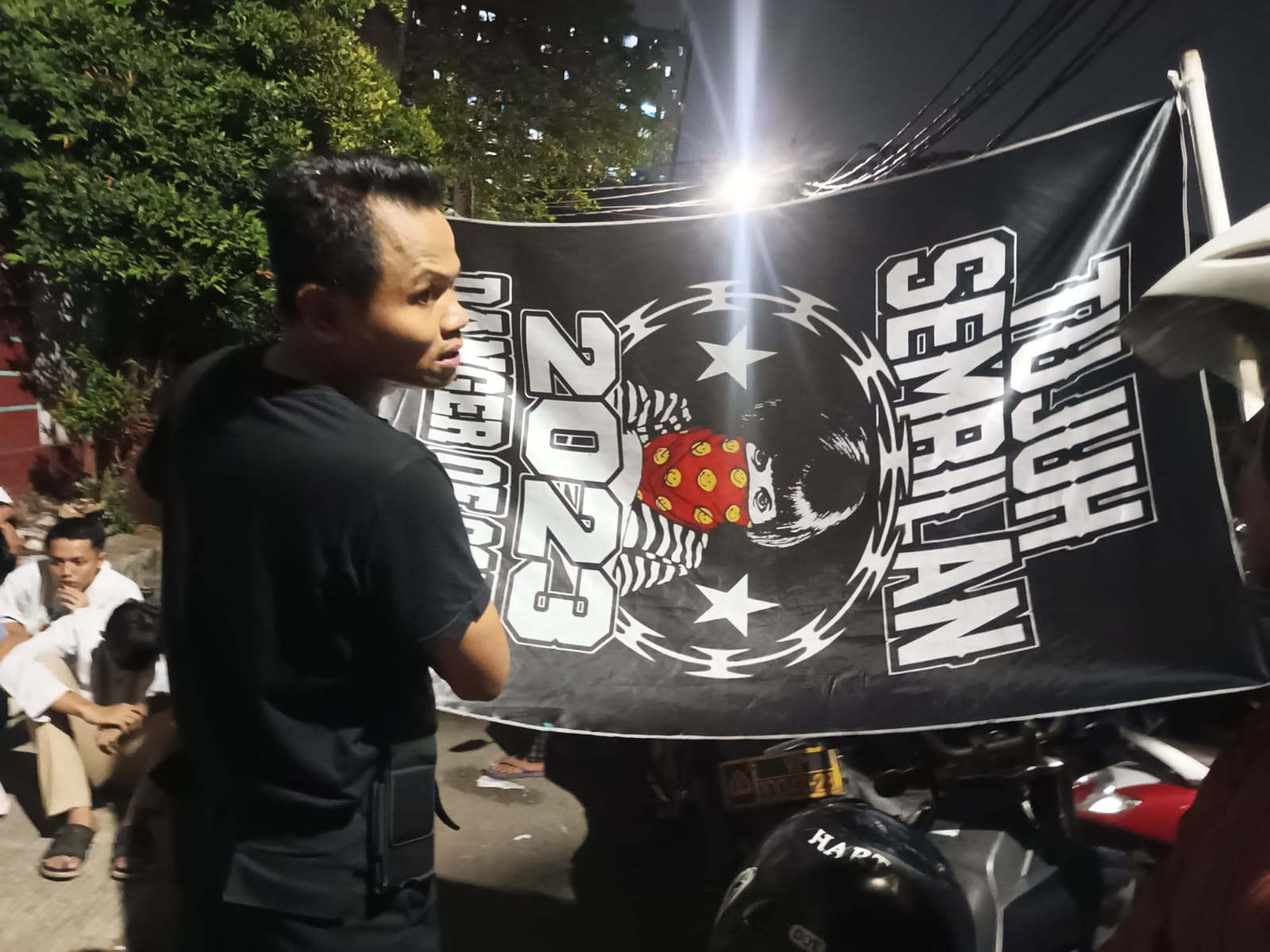 Remaja Konvoi Membawa Bendera, Petasan Dan Sajam Diamankan Polsek Kemayoran.