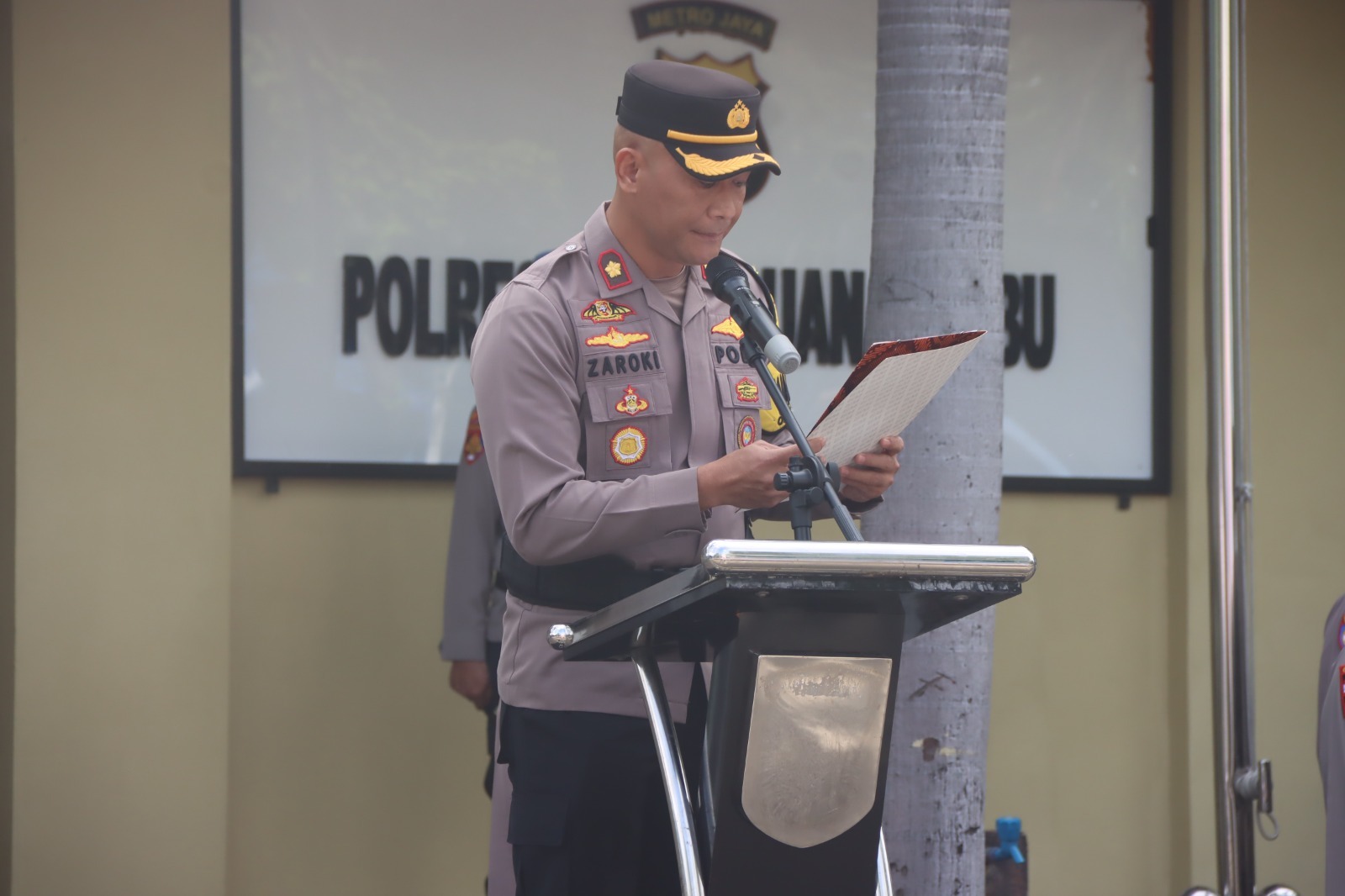 Polres Kepulauan Seribu Gelar Upacara Hari Kesadaran Nasional di Mako Polres Marina Ancol