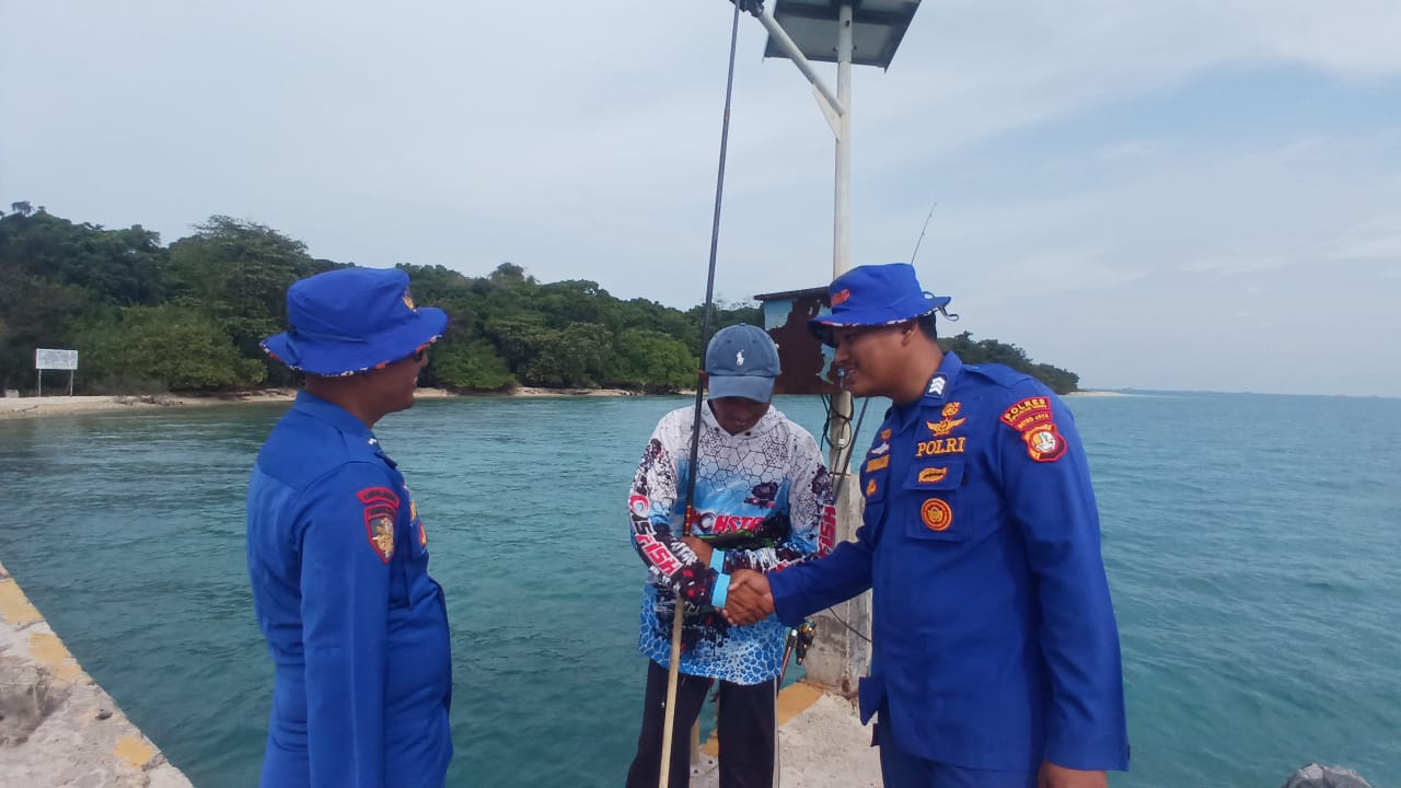 Antisipasi 3C, Satpolairud Polres Kepulauan Seribu Gelar Patroli Dialogis Laut Jaga Kamtibmas Kondusif