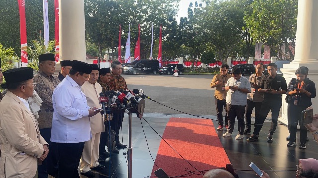 Prabowo dan Habib Lutfi Bertemu Jokowi di Istana, Lapor Persiapan RI jadi Tuan Rumah Mukhtamar Sufi Sedunia