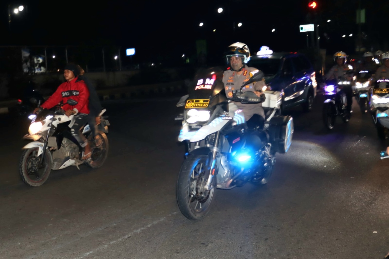 Polres Metro Depok Gelar Patroli Skala Besar Gabungan untuk Antisipasi Kerawanan Kamtibmas