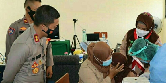 Vaksinasi Covid-19 Serentak Se Indonesia, Capaian Vaksin Anak di Kep Seribu Capai 125 persen