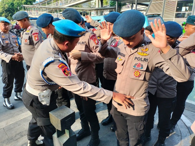 Polisi Siagakan 2.177 Personel Amankan Pendaftaran Cagub-Cawagub Dan PAM Unras Di DPR