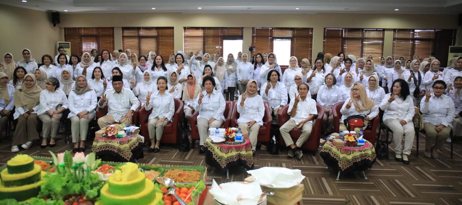 HUT PIRA ke 15: Kader Perempuan Gerindra Memanjatkan Doa untuk Prabowo Subianto di Pemilu 2024