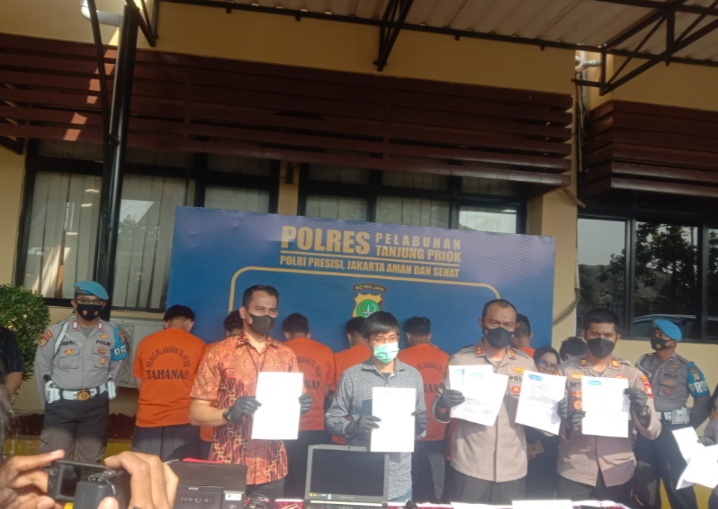 Polres Pelabuhan Tanjung Priok Bekuk 7 Wisatawan Pemalsu Surat Hasil Pemeriksaan Swab Test Covid 19