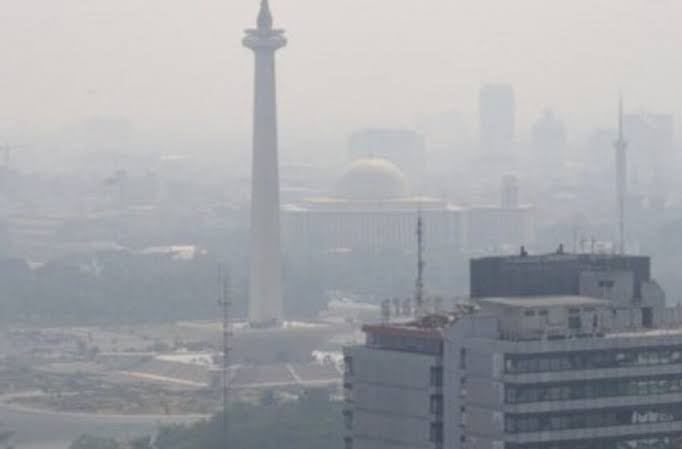Kualitas Udara Jakarta Terburuk, BMKG Ungkap Penyebabnya