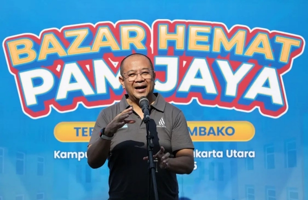 Bangun Kedekatan dengan Warga, PAM JAYA Gelar Bazar Gratis Sembako