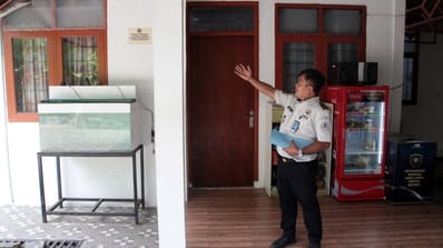 Kalapas dan 4 Pejabat Lapas Cibinong Dicopot Buntut Temuan Kamar Mewah