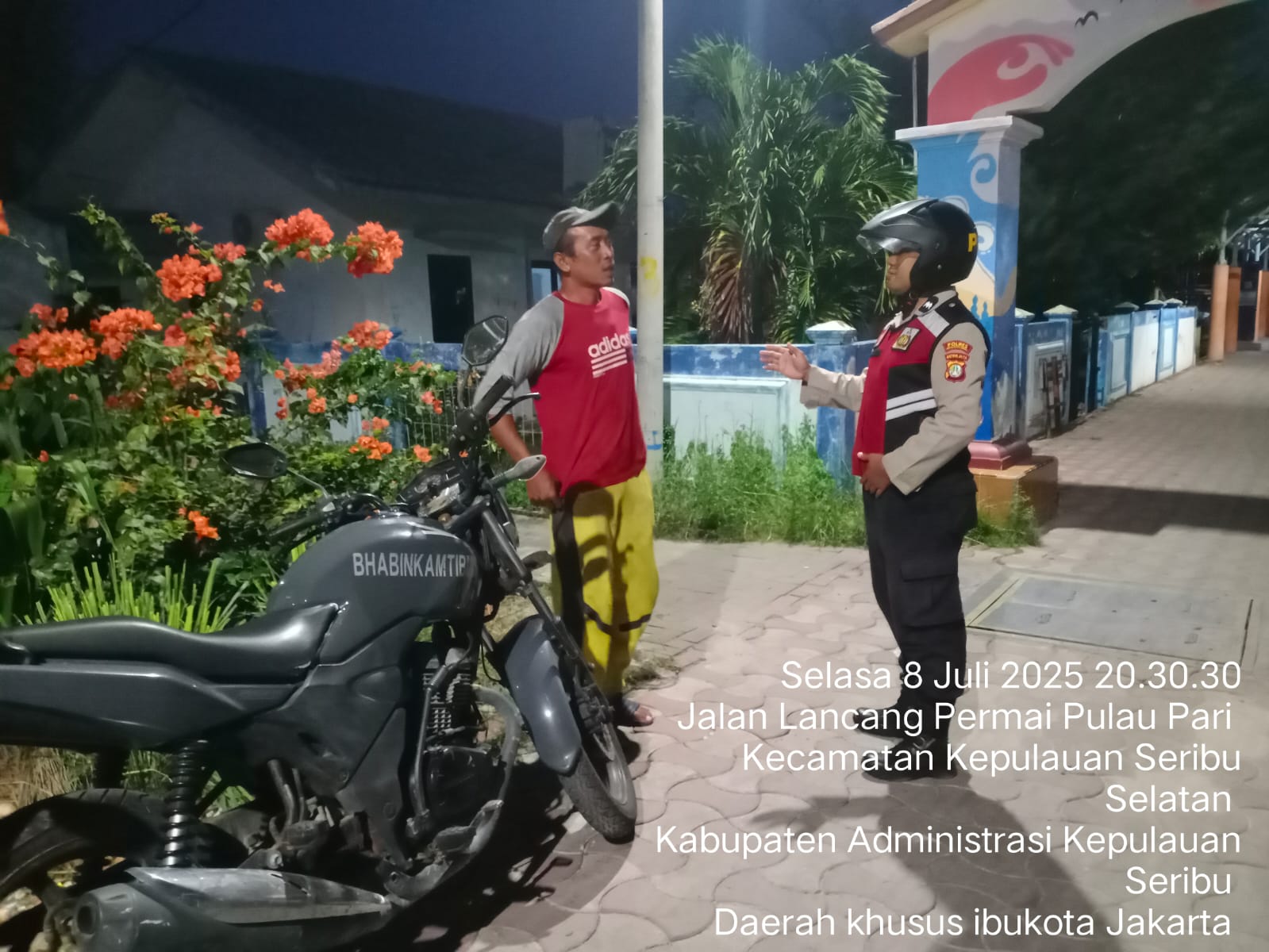 Patroli Malam Perintis Presisi Polsek Kepulauan Seribu Selatan, Himbau Warga Tidak Judi Online dan Jaga Kamtibmas