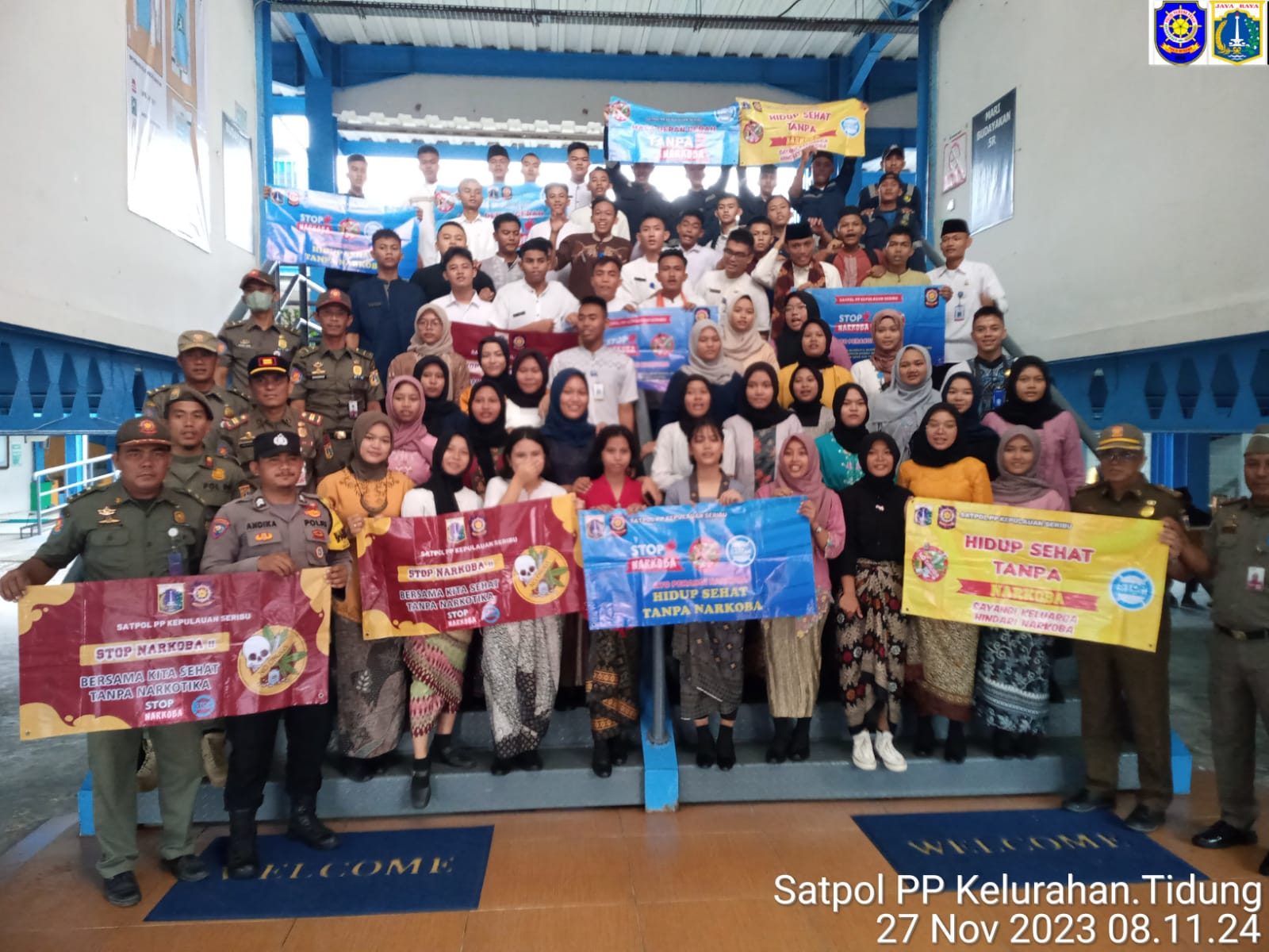 Bhabinkamtibmas Pulau Tidung Rayakan Hari Guru Nasional Bersama Murid SMKN 61 Jakarta dalam Kegiatan 'Police Goes to School’