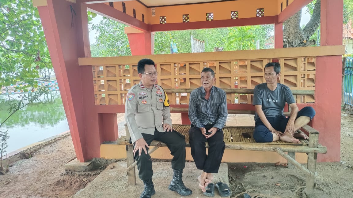 Aipda Masito Beri Himbauan Anti-Pecah Belah Pasca Pemilu di Pulau Untung Jawa