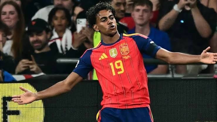 Lamine Yamal Cemas Usia Muda Bikin Peluang Ballon d'Or 2026 Menipis