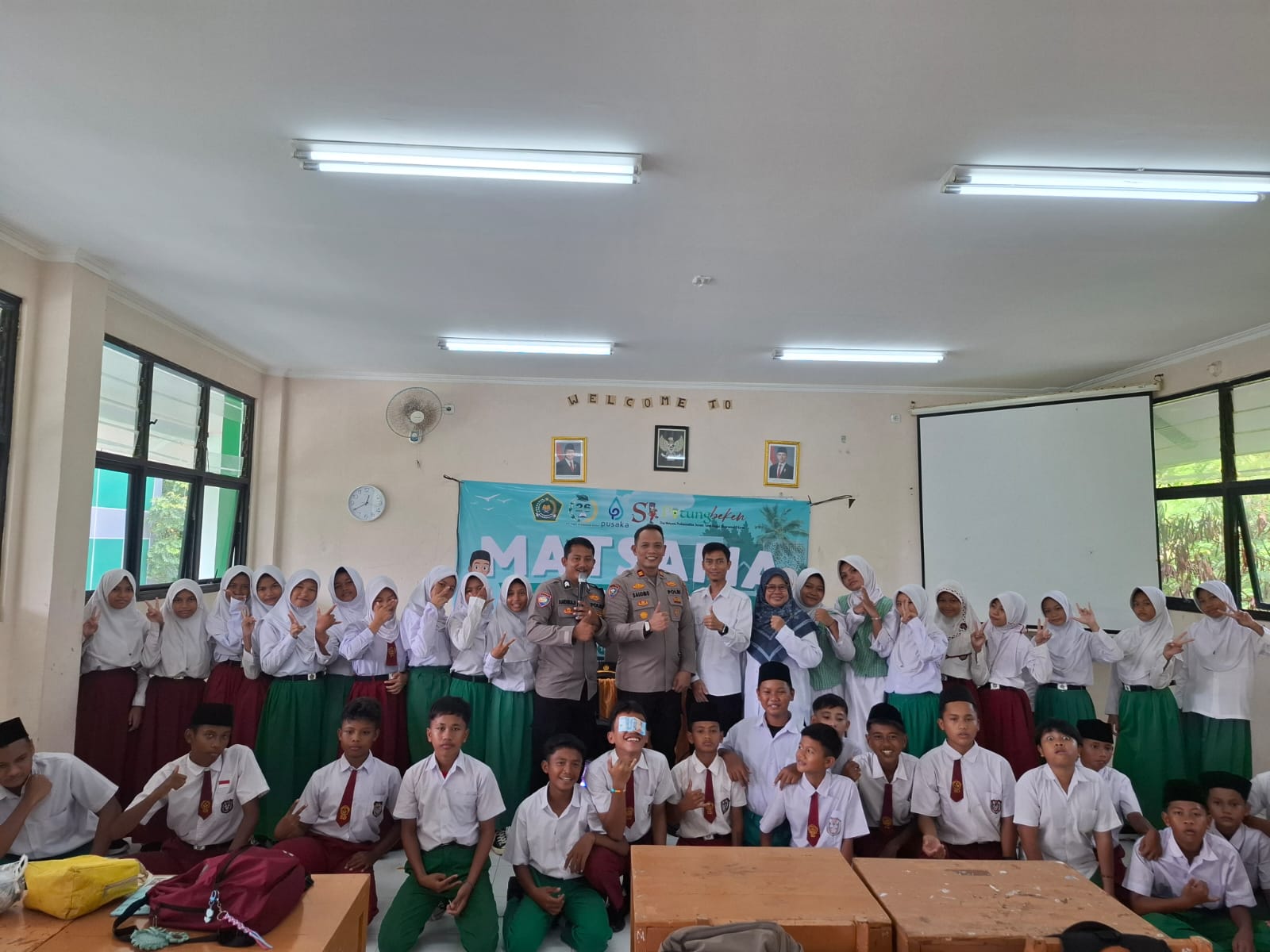 Kanit Binmas Polsek Kepulauan Seribu Selatan  Sosialisasikan Pencegahan Bullying kepada Peserta MATSAMA MTsN 26 
