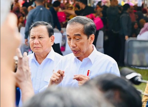 Prabowo Setiri Jokowi, Iriana, dan Erick Naik Maung di Malang