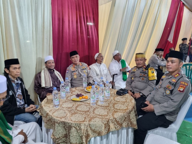 Dir Binmas Polda Metro Jaya Hadiri Isra Mi’raj Istighosah Kebangsaan dan Doa Lintas Agama Menuju Indonesia Damai Dalam Rangka Menjaga Situasi Kamtibmas.