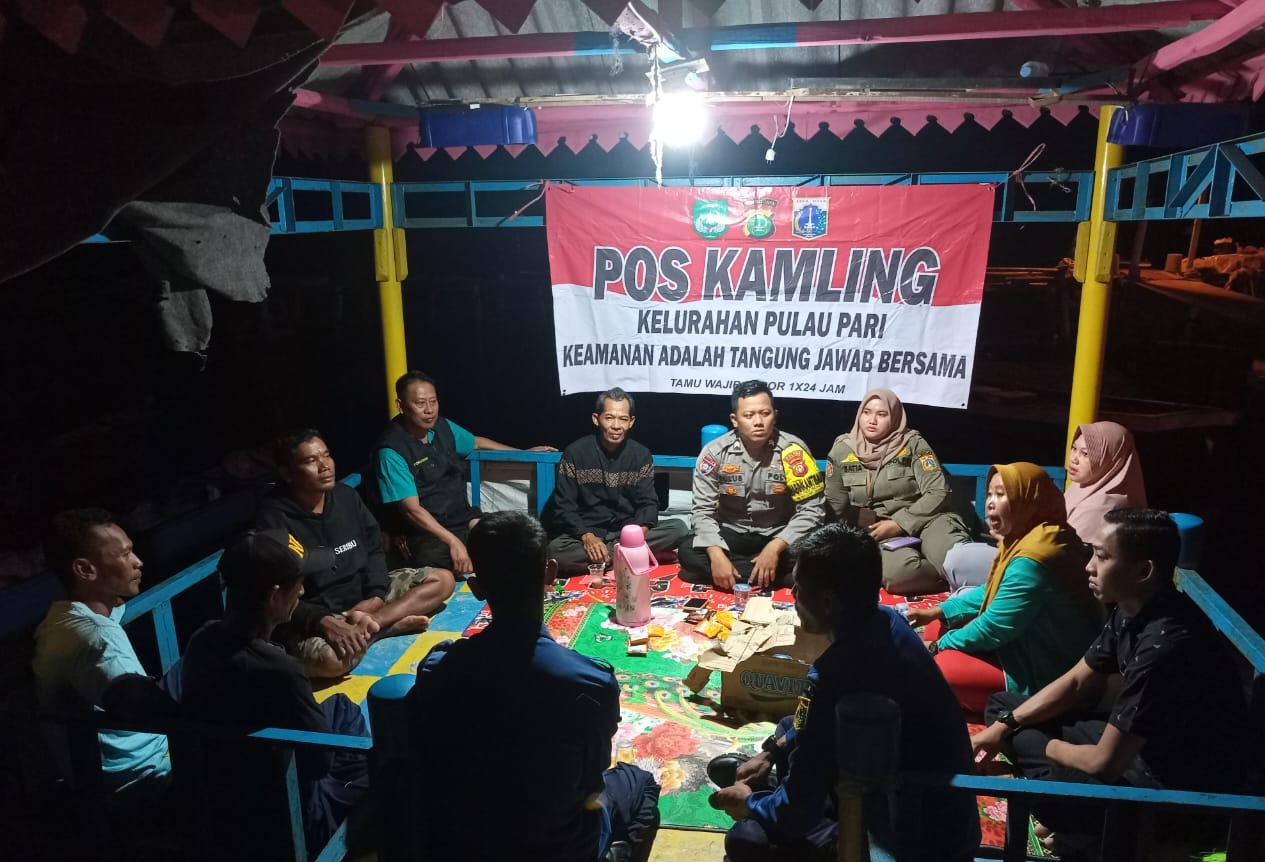 Polsek Kepulauan Seribu Selatan, TNI, Satpol PP, dan Warga Pulau Lancang Berperan Aktif dalam Poskamling