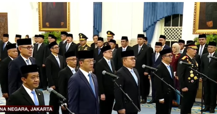 Pergantian Pejabat Strategis Jadi Sinyal Prabowo Akan Bersihkan Kabinet dari Rezim Lama