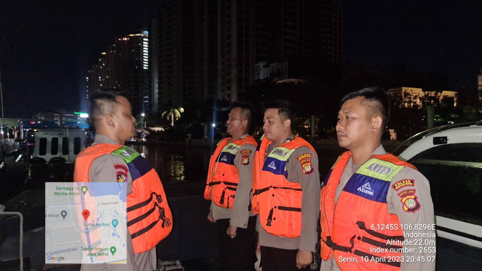 Patroli Polairud Polres Kepulauan Seribu Jaga Laut Malam Tetap Aman