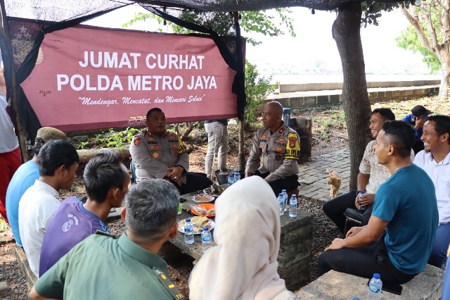 Kapolres Kepulauan Seribu Gelar Jumat Curhat di Pulau Panggang, Ajak Warga Jaga Kondusivitas Jelang Pilkada 2024