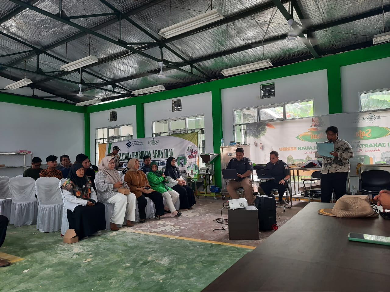 Bhabinkamtibmas Pulau Tidung Hadiri Kegiatan Roadshow Pengawasan Pemilu Partisipatif di Pulau Tidung