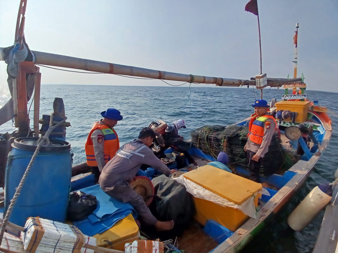 Patroli Laut Satpolairud Polres Kepulauan Seribu Jaga Keamanan Perairan dan Objek Vital