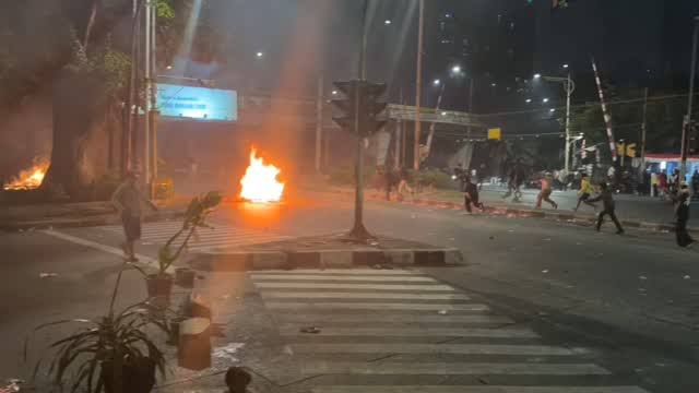 Dampak Aksi Massa Hingga Dini Hari,  Situasi Jakarta Jumat Pagi Belum Normal