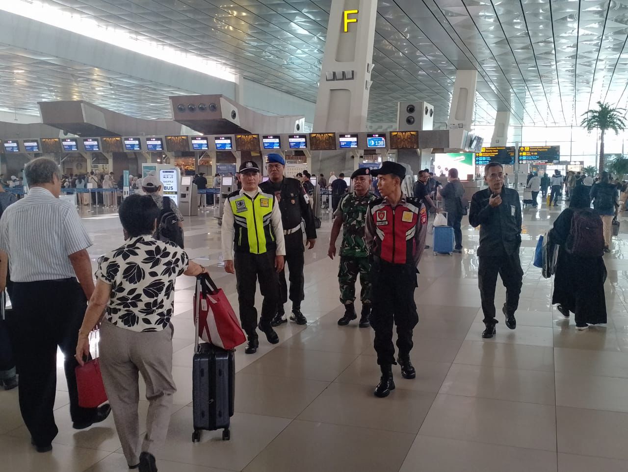 Sisir Terminal 3 Bandara Soetta, Polisi Sampaikan Imbauan Kamtibmas